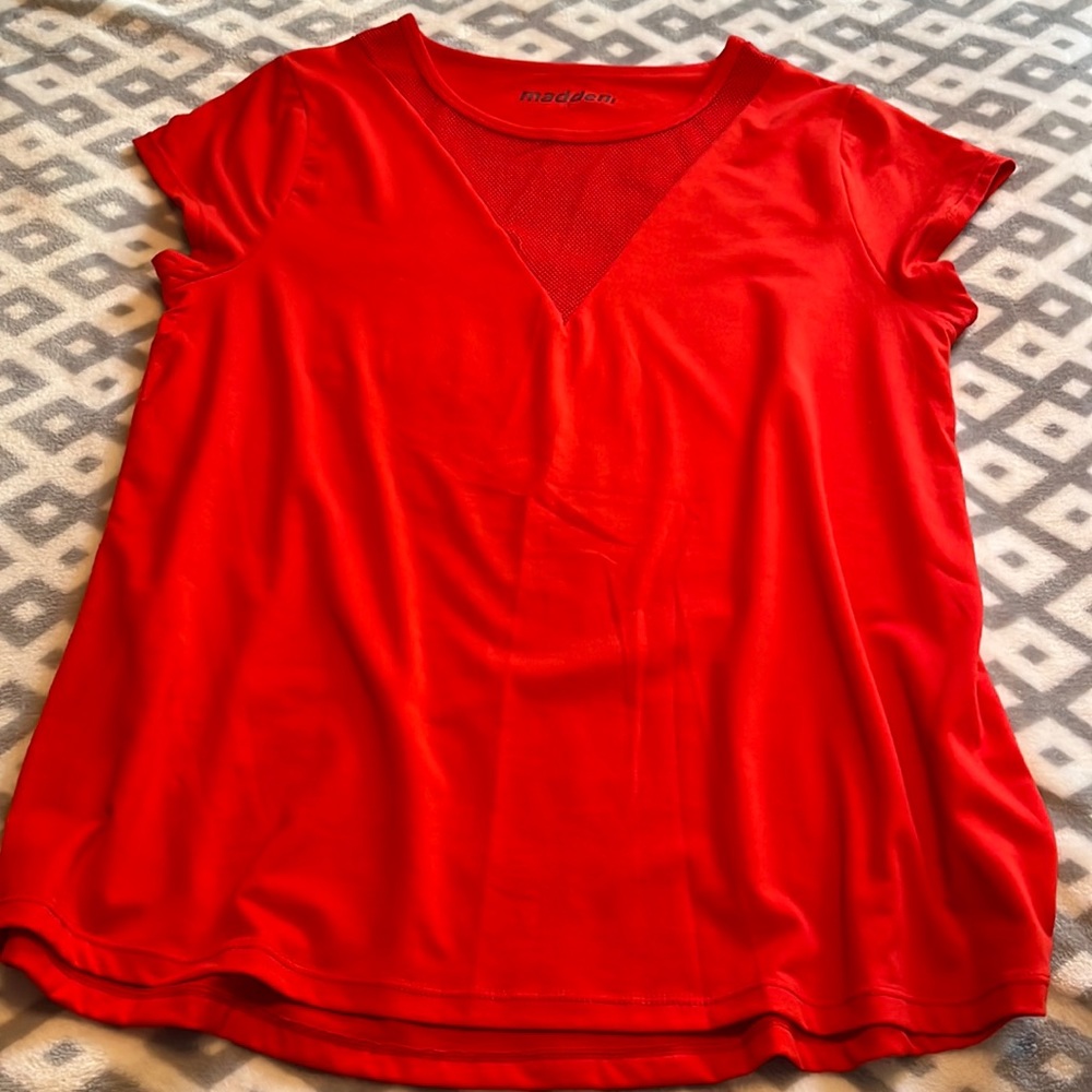 NWOT. Madden cap sleeved shirt.